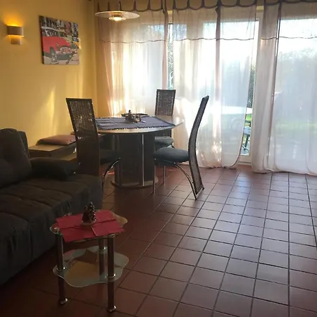 In Mit Kleiner Terrasse